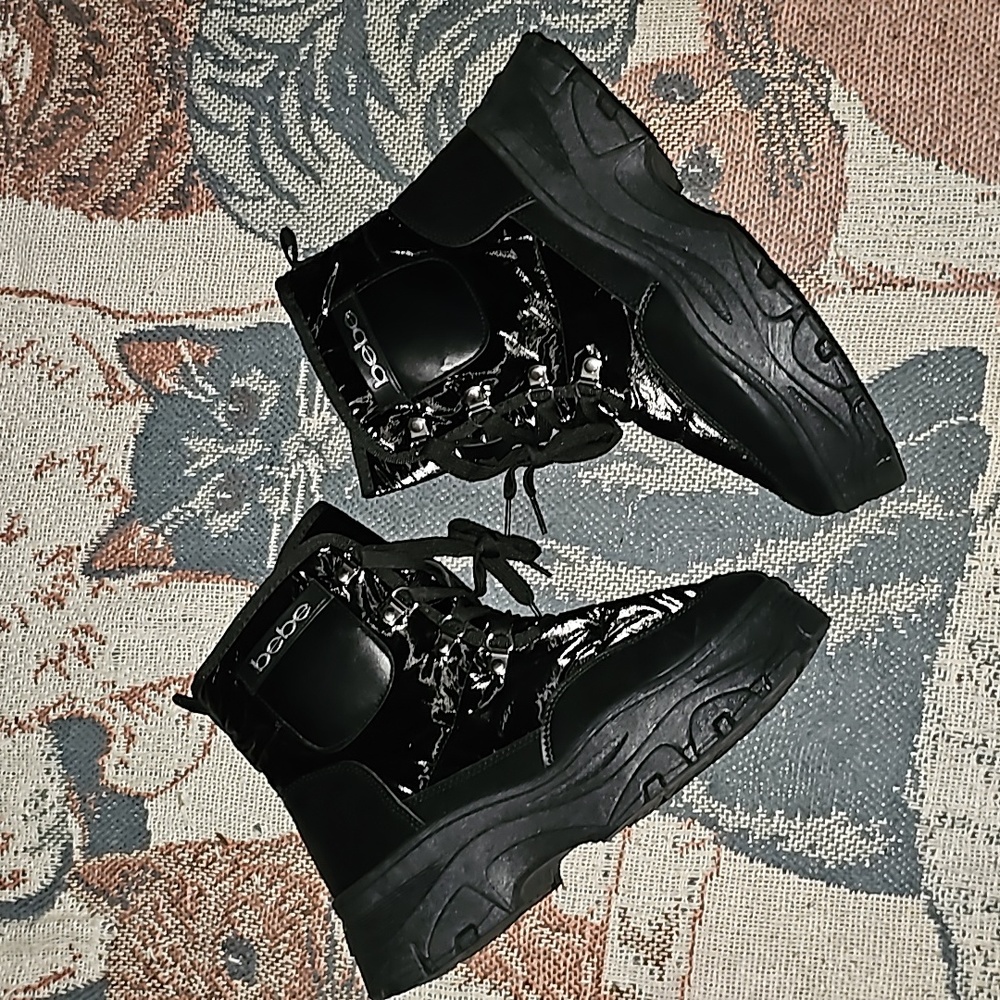 Bebe quilted boots black logo pocket lace up new B16